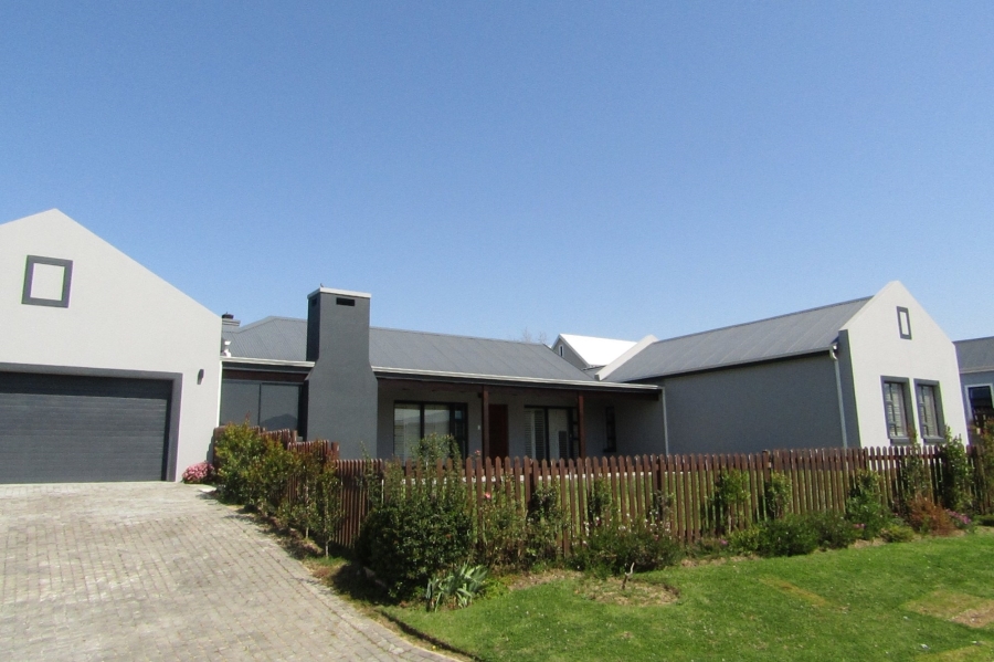 3 Bedroom Property for Sale in Kraaibosch Country Estate Western Cape